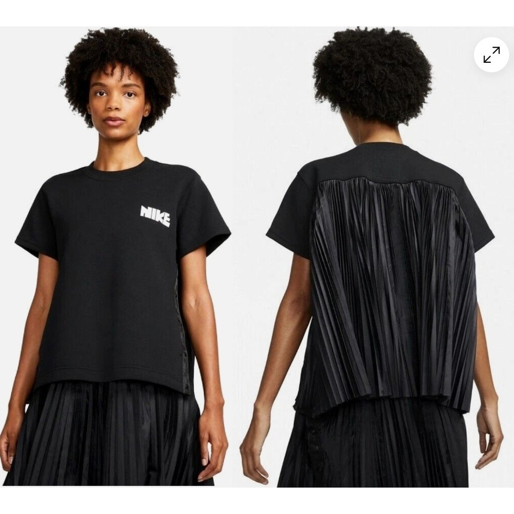 Nike x Sacai Women‎ Short Sleeve Black Pleated Back T-Shirt CV5716-010 Large